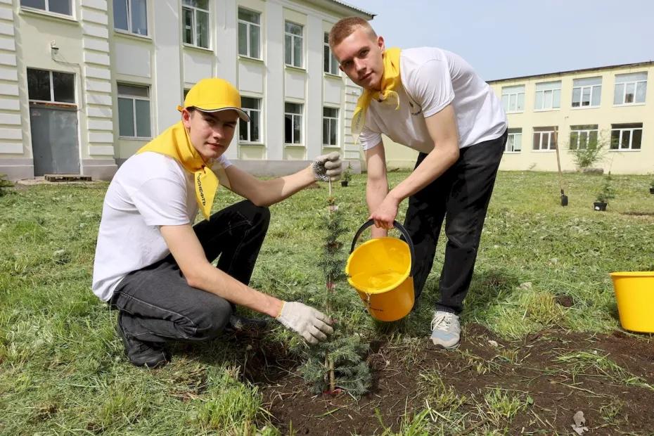 Куйбышевский НПЗ провел для самарцев экологический фестиваль &laquo;ЕлкаФест&raquo;