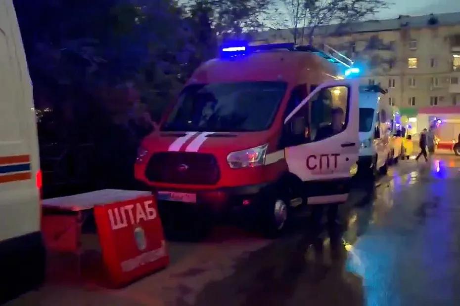 Один человек погиб, 12 пострадали во время сильнейшего пожара в Самаре