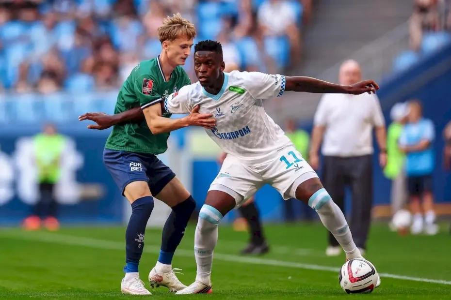 Самарские &laquo;Крылья Советов&raquo; дома по пенальти уступили &laquo;Зениту&raquo; в матче группового этапа Кубка