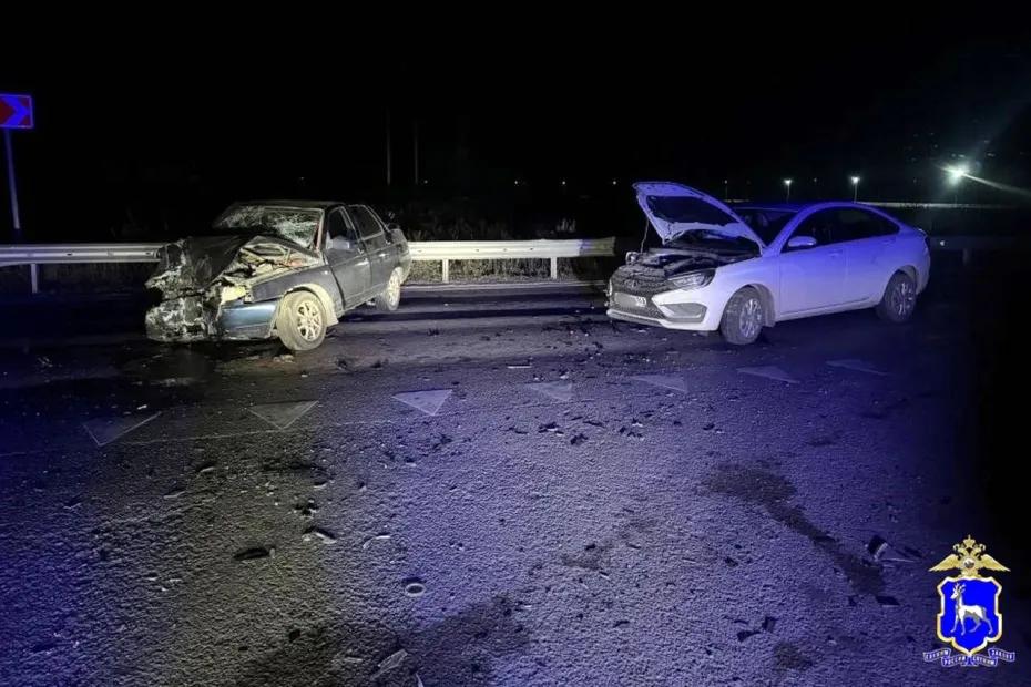 Под Тольятти два человека пострадали в дорожной аварии