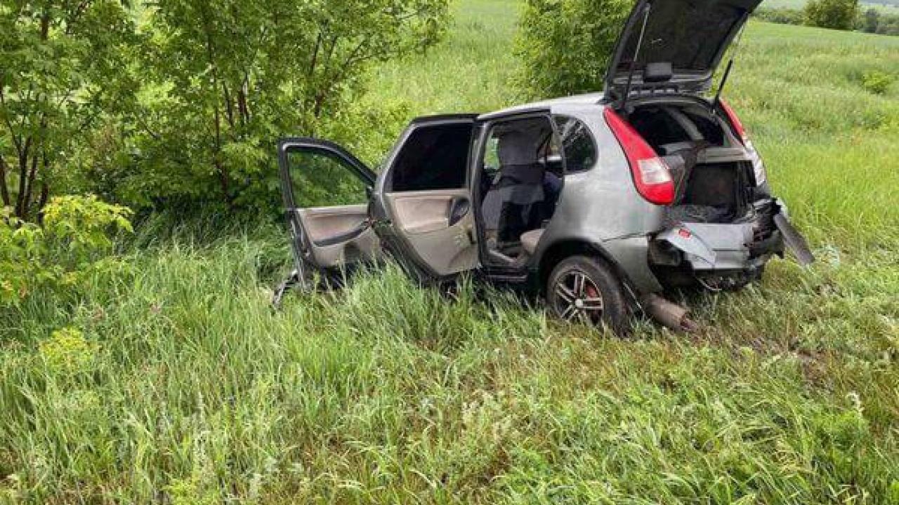 Три человека погибли в столкновении трех автомобилей в Самарской области