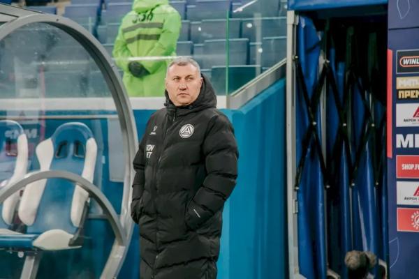 Тедеев назвал ужасным газон на &laquo;Самара Арене&raquo; во время игры с &laquo;Ахматом&raquo;