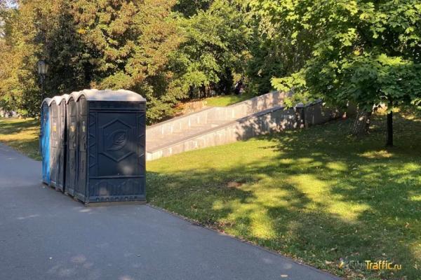 В Самаре нашли того, кто сдаст в аренду 20 биотуалетов на территории 10 кладбищ