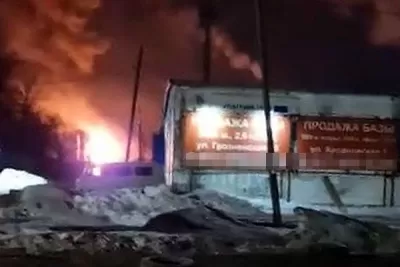 В субботу ночью беспилотники атаковали нефтеперерабатывающие предприятия Самарской области