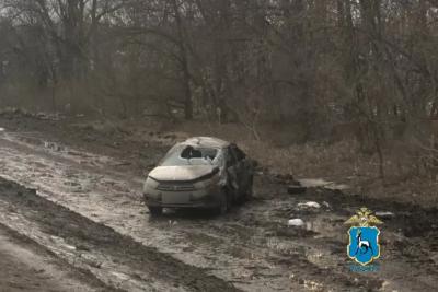 На автодороге в Самарской области перевернулась LADA Granta, водитель попал в больницу