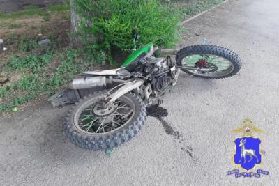 В Самарской области под колеса иномарки попал мотоциклист: что произошло