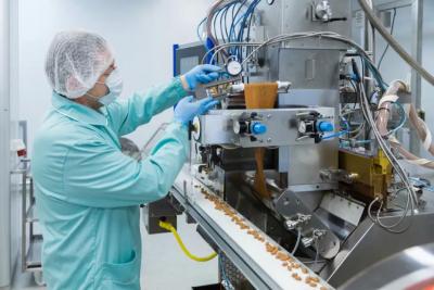 В ТГУ в сентябре 2025 года начнет работать новая лаборатория микробиологии
