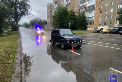 В Самаре водитель Lada Niva сбил 25-летнего пешехода
