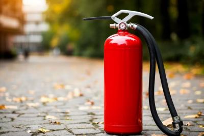 Лжесотрудник МЧС продавал ветеранам из Самары огнетушители и извещатели - появились подробности