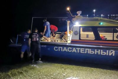 Спасатели доставили в Самару ночью старушку, сломавшую ногу на правом берегу Волги: что произошло