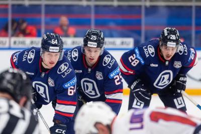 Тольяттинская «Лада» дома по буллитам уступила «Сочи»