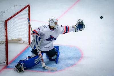 Тольяттинская «Ладья» на выезде победила «Спутник» в МХЛ