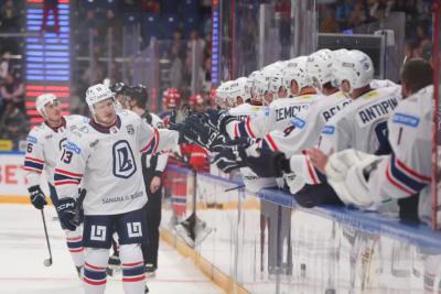 Тольяттинская «Лада» прерывает длительную серию неудач, победив «Нефтехимик»