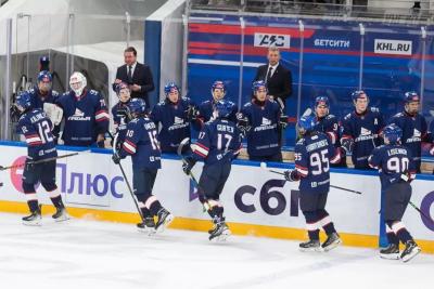 Тольяттинская «Ладья» победила «Спутник» в результативном матче в МХЛ