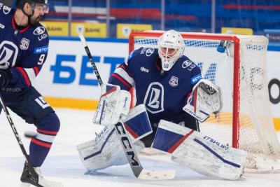 Тольяттинская «Лада» дома уступила минскому «Динамо»