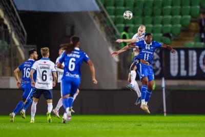 Самарские «Крылья Советов» на выезде уступили махачкалинскому «Динамо»