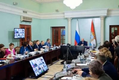 Трудоустройство участников СВО, ремонт моста в Похвистнево, работа по нацпроектам: в Самаре состоялось оперативное совещание в правительстве