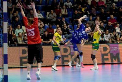 Гандбольная «Лада» в День народного единства принимает «Кубань»