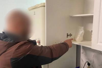 В Самаре задержали наркозакладчика с крупной партией мефедрона - фото