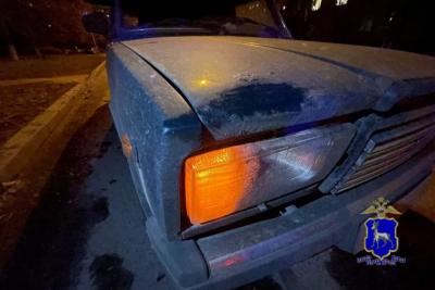 В Тольятти вазовская «классика» сбила пешехода в жилой зоне: что известно на данный момент