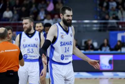 Баскетбольная «Самара» дома уступила «Локомотиву-Кубани»