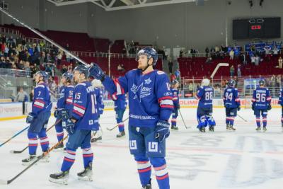 Самарский ЦСК ВВС дома победил «Тамбов» в ВХЛ