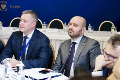 Самарский губернатор принял участие в расширенном заседании комиссии Госсовета РФ по направлению &laquo;Кадры&raquo;