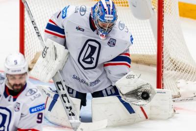 Тольяттинская &laquo;Лада&raquo; на выезде уступила ЦСКА в КХЛ