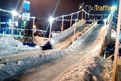 Деревянная горка на площади Куйбышева в Самаре откроется 28 декабря