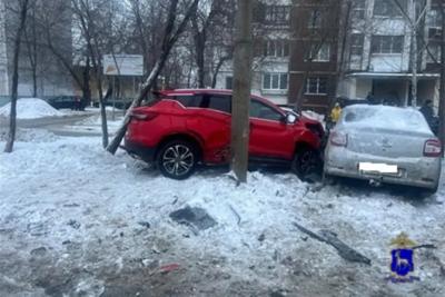 Один человек погиб и двое пострадали в результате столкновения Geely и Hyundai в Самаре: что произошло