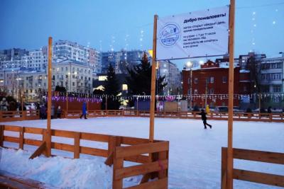 В Самаре открыли каток на набережной у Некрасовского спуска