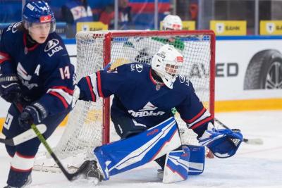 Тольяттинская &laquo;Ладья&raquo; прервала серию из 12 побед в МХЛ, уступив &laquo;Стальным лисам&raquo;