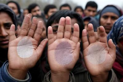 В Самаре оставлен под стражей мигрант из Узбекистана, который вместе с гражданами Алжира незаконно легализовал пребывание в РФ двух египтян - последние новости