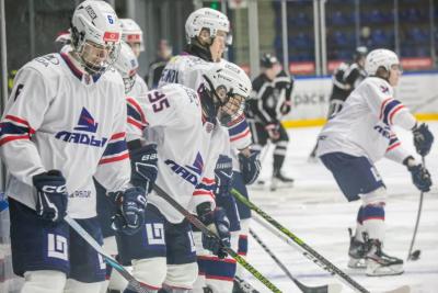 Тольяттинская &laquo;Ладья&raquo; на выезде победила &laquo;Снежных барсов&raquo; в МХЛ