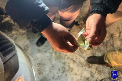 Под Самарой задержали пассажира под кайфом, который перевозил &laquo;соль&raquo; в 50-рублевой купюре