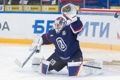 Тольяттинская &laquo;Лада&raquo; дома уступила &laquo;Локомотиву&raquo; в КХЛ