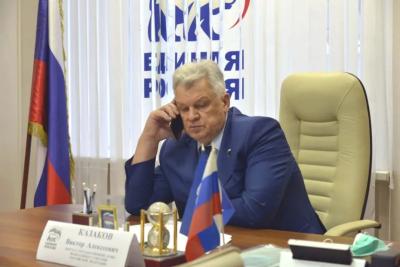 Действующий депутат Госдумы от Самарской области Виктор Казаков подал документы на праймериз