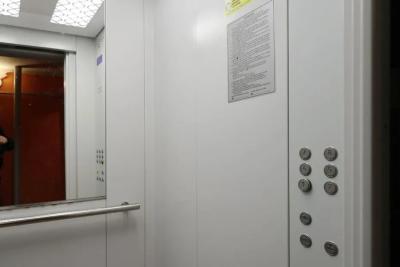 В Самарской области в 2026 году планируют дополнительно заменить 242 лифта