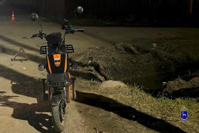 В Самаре 16-летняя девушка опрокинулась на электровелосипеде