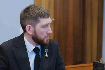 У губернатора Самарской области появился советник по защите от угроз БПЛА - Герой России Денис Портнягин