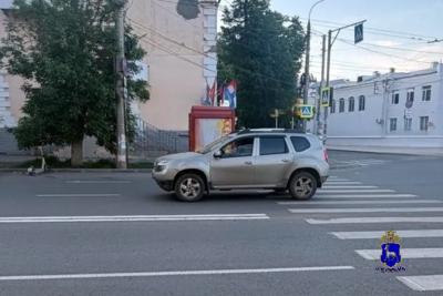 В Самаре два подростка на электросамокате попали под колеса кроссовера