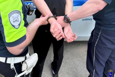 В Тольятти мать сдала полиции сына, который за 10 дней вынес из ее квартиры телевизор, микроволновку и варочную панель - появились подробности