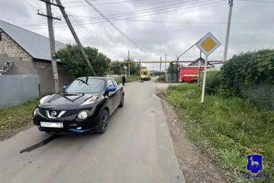 В Самарской области велосипедист не уступил дорогу автомобилю и оказался в больнице: что произошло