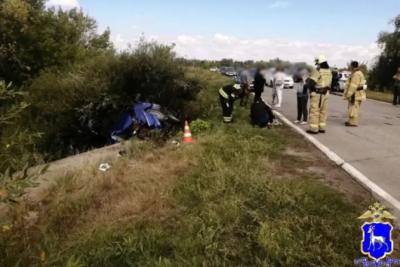 В Самарской области 69-летний водитель автомобиля ВАЗ попал в больницу, не справившись с управлением