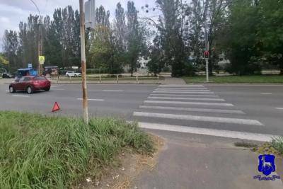 В Тольятти 12-летний мальчик попал под машину, переходя дорогу на красный свет