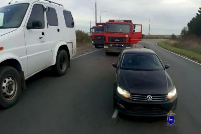 В Волжском районе МАЗ врезался в Volkswagen: ранена девушка
