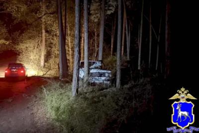 В Самаре пьяный водитель на &laquo;шестерке&raquo; врезался в дерево: что известно на данный момент