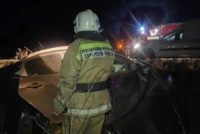 В Самарской области ранен водитель Kia, вылетевшей с дороги - последние новости