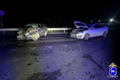 Под Тольятти два человека пострадали в дорожной аварии