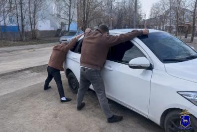 Под Самарой 5 человек из этнической общины увезли в военкомат - фото